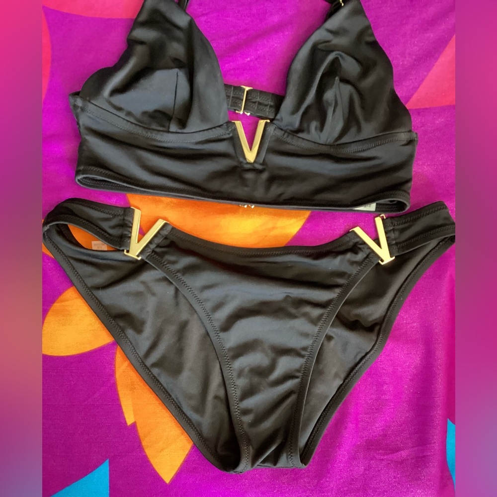 NWOT Victoria's Secret Black Bikini with Gold Accents L - Picture 4 of 11